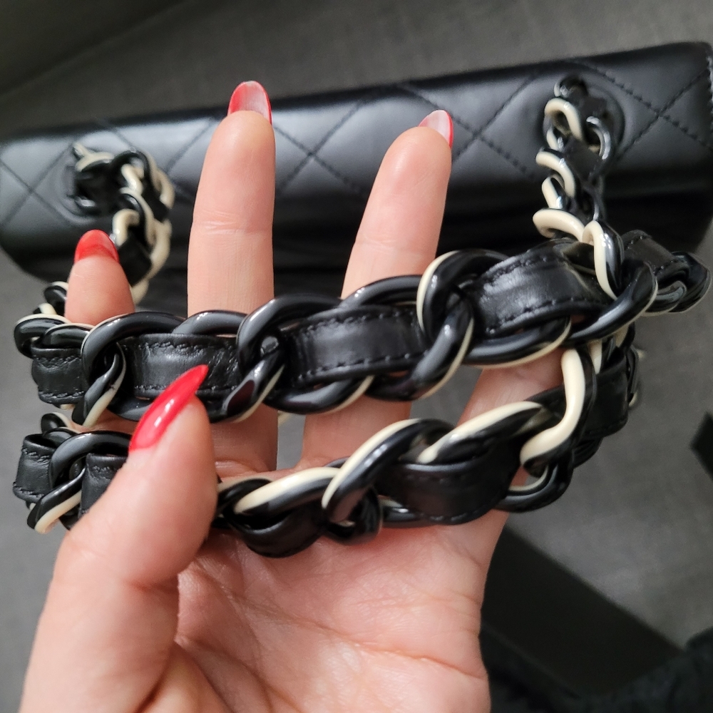 Chanel Medium Single Flap Limited Edition - Picture 15 of 15